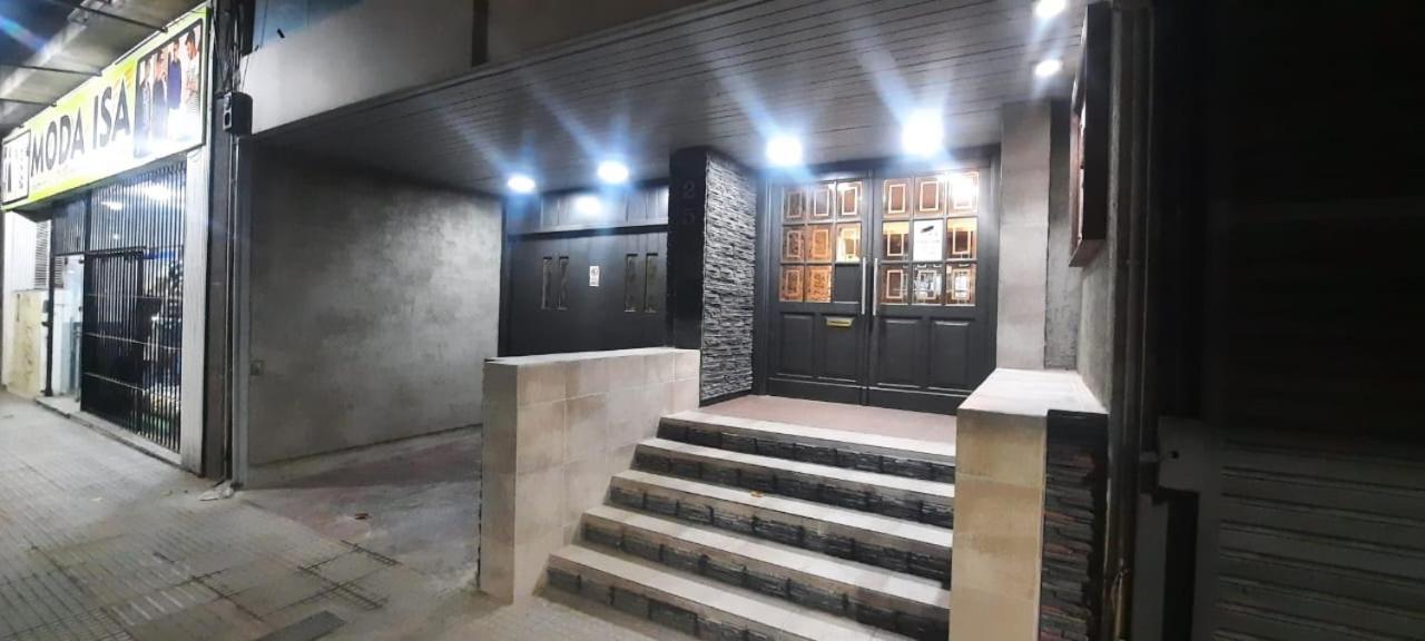 Mendoza 3 Dormitorios Con Balcones Y Alem Chic Monoambiente Y Mendoza Estudio Para 1 3 Apartamentos 外观 照片